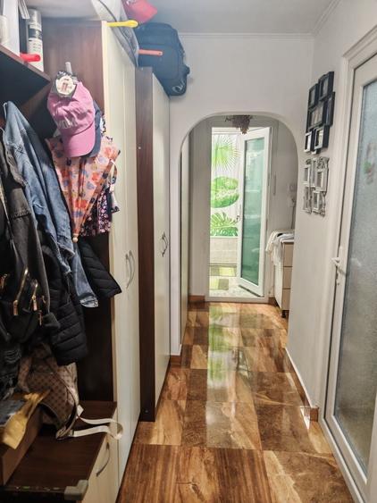 Apartament 2 camere, decomandat - 10