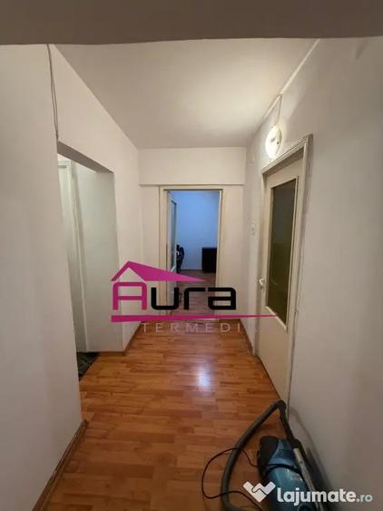 Apartament cu 2 camere decomandat în Piața Nouă