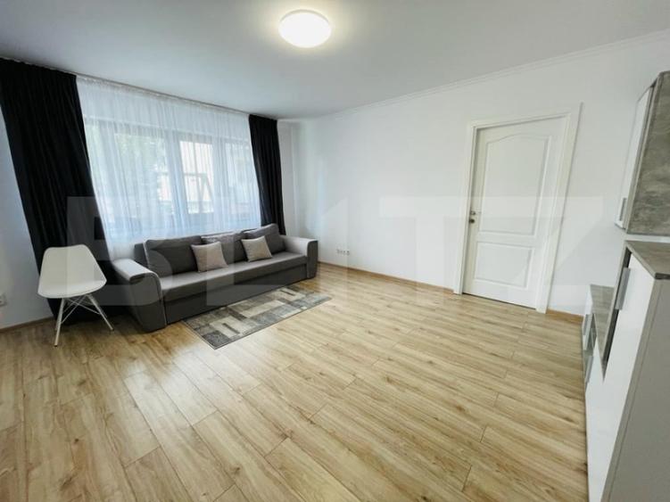 Apartament cu 2 camere semidecomandat în Florești