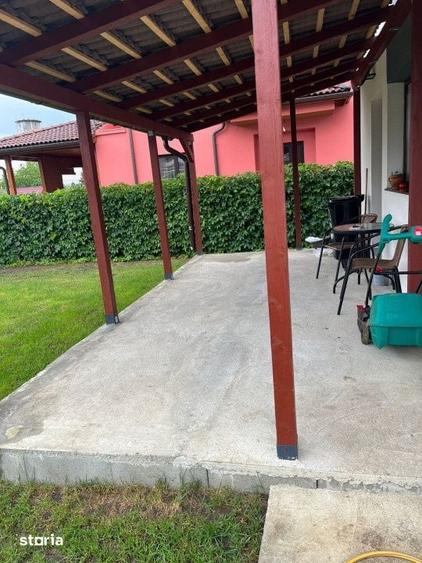 Casă cu 4 camere cu Teren 430 Mp în Dezmir
