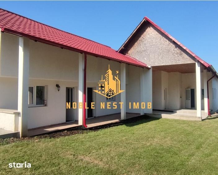 Casă cu 5 camere cu Teren 2500 Mp în Central