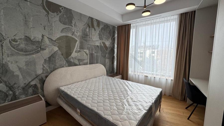 Apartament cu 3 camere decomandat în Iancu Nicolae