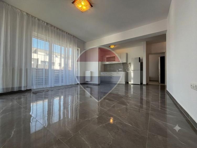 Apartament cu 3 camere decomandat, mobilat în Avantgarden