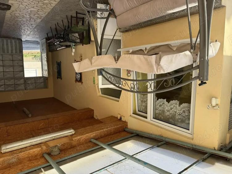 Vand casa Moniom Caras-Severin la 3 km de Resita - 1