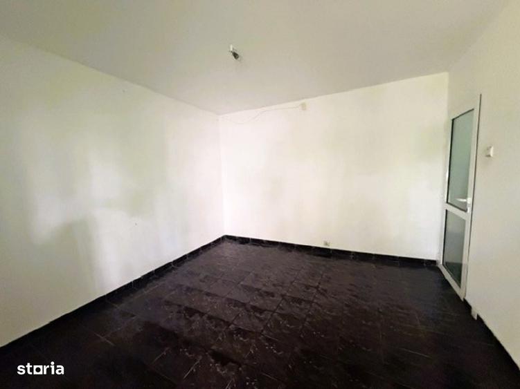 Spațiu comercial, de 47 mp, în Central