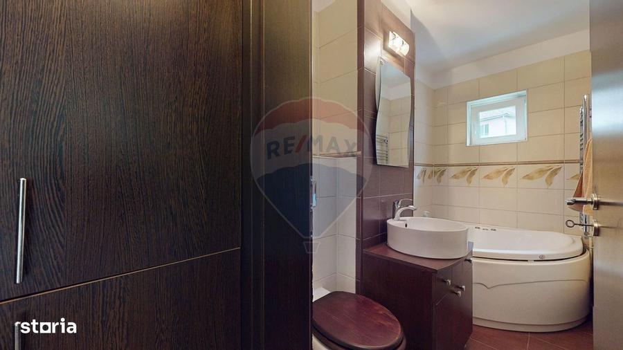 Apartament cu 2 camere decomandat, mobilat în Central