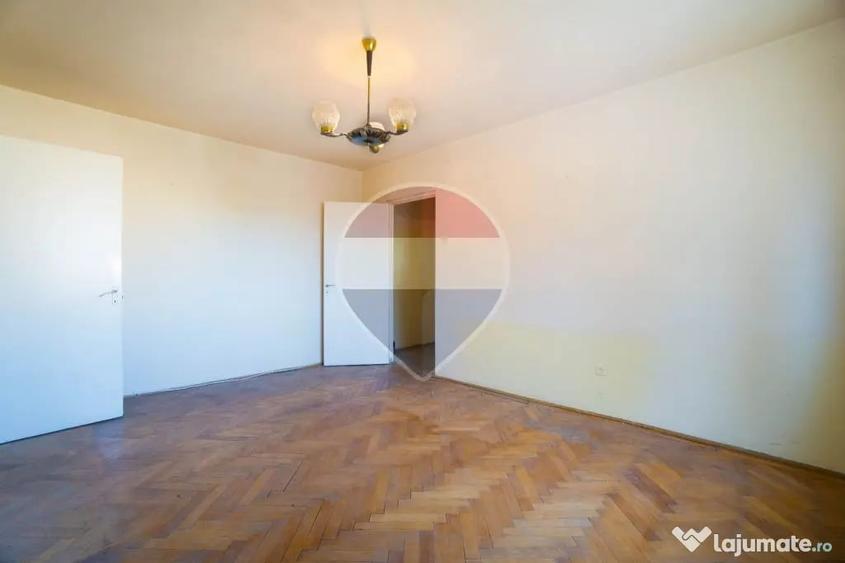 Apartament cu 2 camere semidecomandat în Central