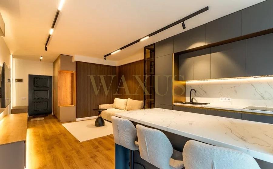 Apartament cu 2 camere semidecomandat, mobilat în Florești