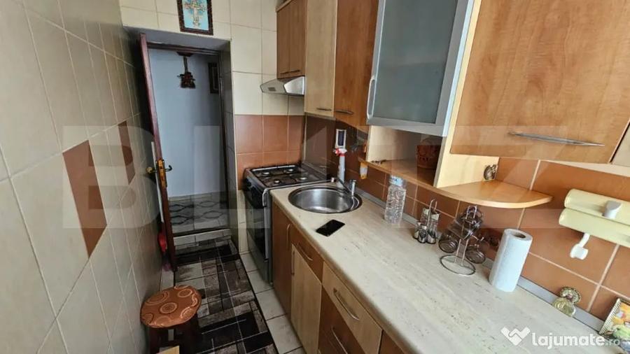 Apartament cu 2 camere semidecomandat în George Enescu