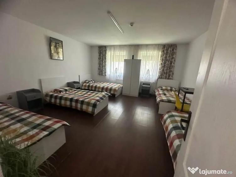 Casă cu 7 camere în Lenauheim