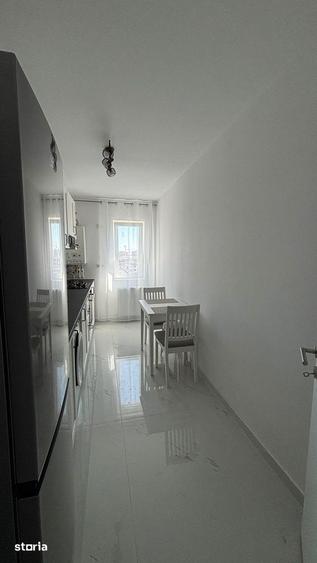 Apartament cu 2 camere decomandat în Metalurgiei