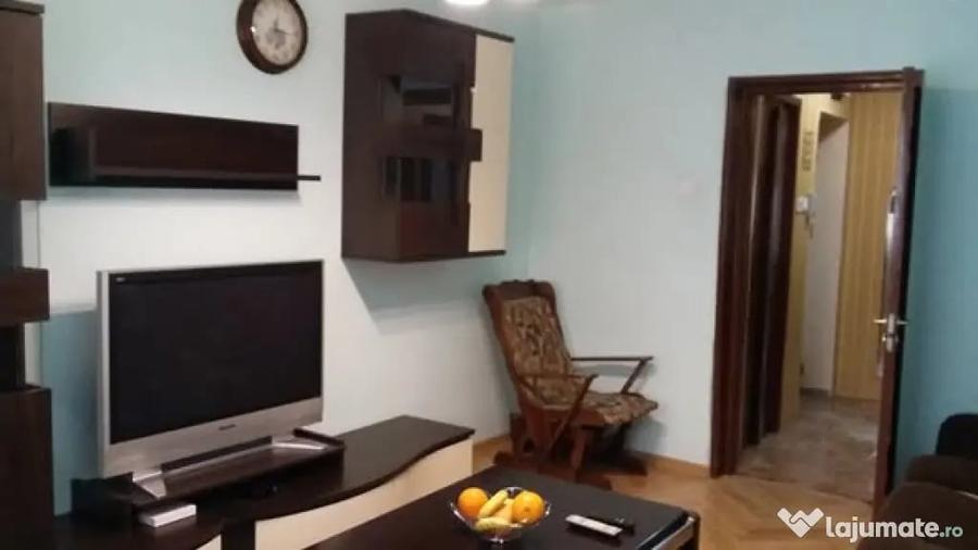 Apartament cu 3 camere decomandat în Gării