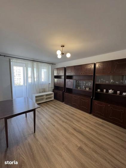 Apartament cu 3 camere decomandat, mobilat în Drumul Taberei