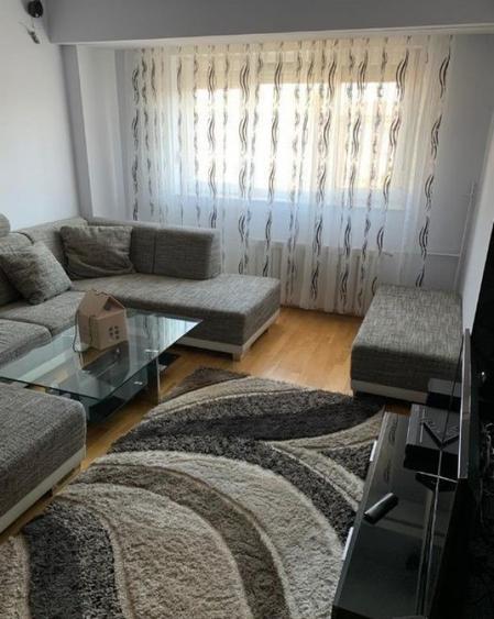 Apartament cu 2 camere decomandat în Brâncoveanu