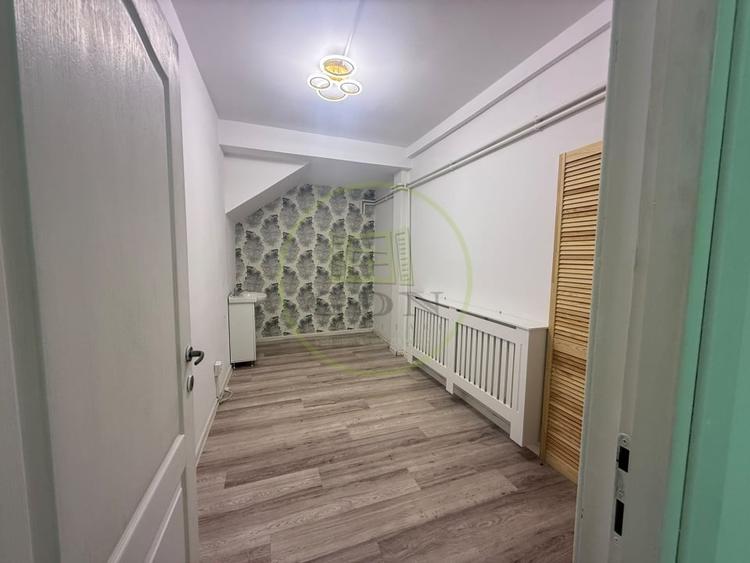 Spațiu comercial, de 683.10998535156 mp, în Central