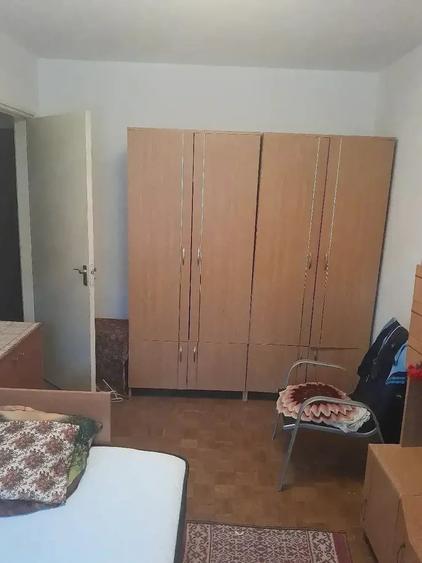 Garsonieră decomandată în Astra