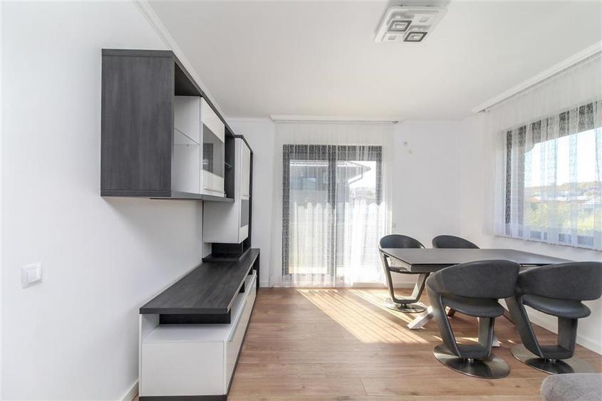 Apartament cu 2 camere decomandat, mobilat în Borhanci