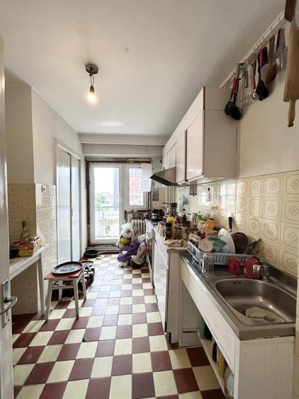 Apartament cu 3 camere decomandat, mobilat în Simion Bărnuțiu