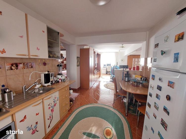Apartament cu 2 camere decomandat, mobilat în Câmpului