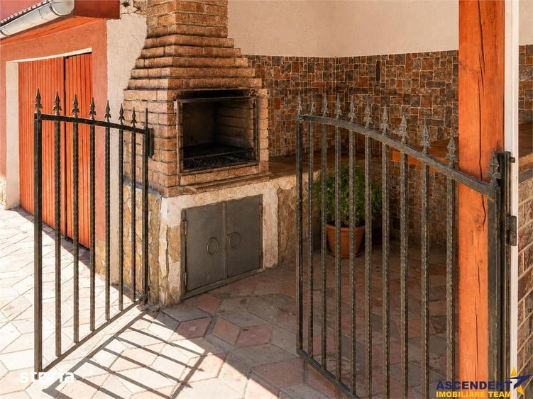 Casă cu 4 camere cu Teren 919 Mp în Sânpetru