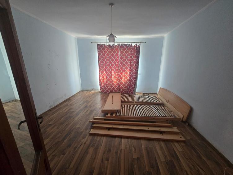 Casă cu 3 camere în Reteag