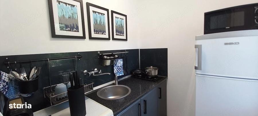 Apartament cu 3 camere semidecomandat în Nord