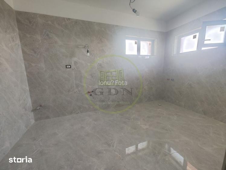 Casa 5 camere, teren 456 mp, Preajba, com. Malu Mare, zona Damila