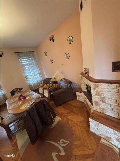 Casă cu 4 camere cu Teren 216 Mp în Ultracentral