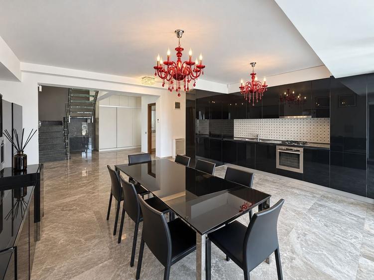 Apartament cu 4 camere decomandat, mobilat în Domenii