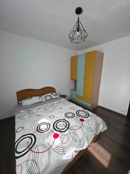 Apartament cu 2 camere decomandat în Titan