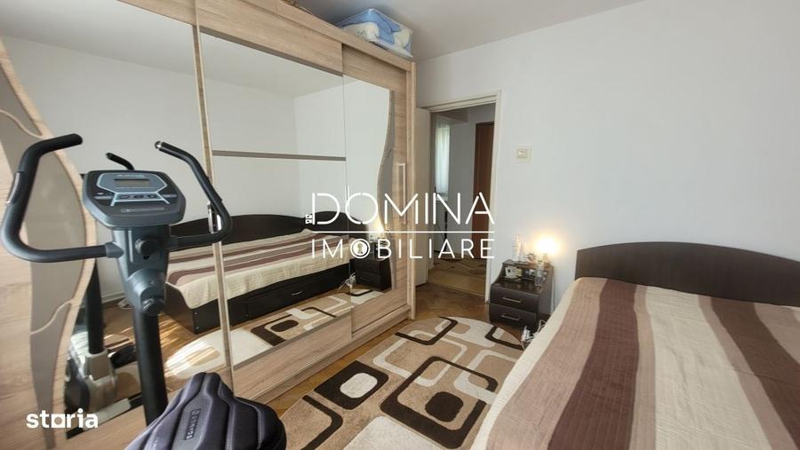 Apartament cu 3 camere decomandat în Teilor