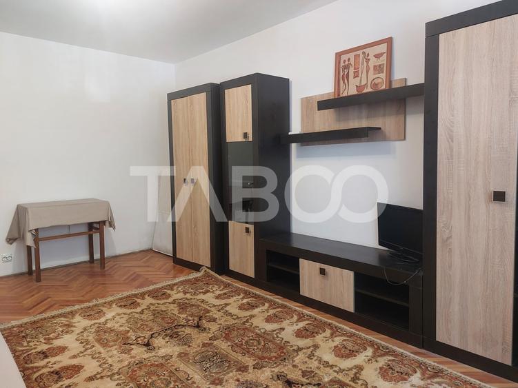 Apartament cu 2 camere decomandat, mobilat în Calea Dumbrăvii