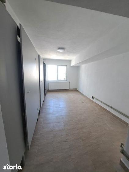 Spațiu comercial, de 310 mp, în Progresul