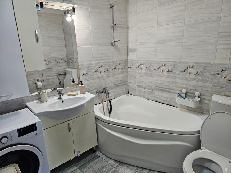 Apartament cu 3 camere decomandat în Militari