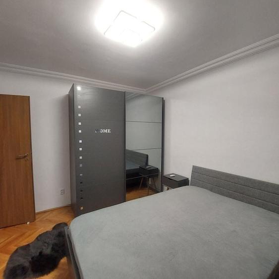 Apartament cu 4 camere decomandat în Kogălniceanu