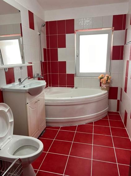 Apartament cu 2 camere decomandat în Florești