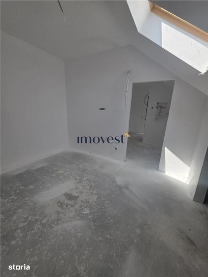 Apartament cu 3 camere decomandat în Titulescu