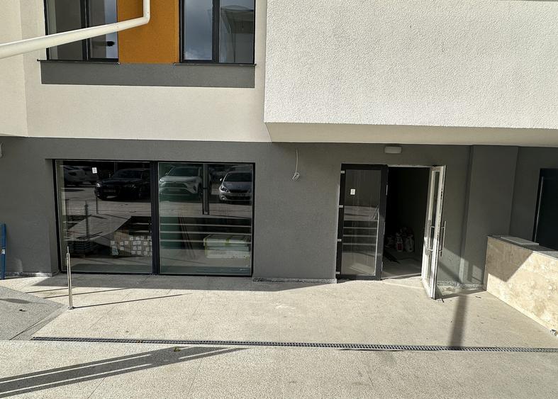 Spațiu comercial, de 540 mp, în Chiajna