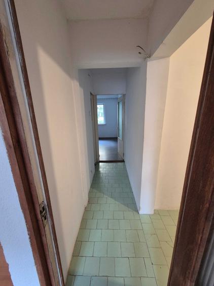 Apartament cu 2 camere decomandat în Valea Lupului
