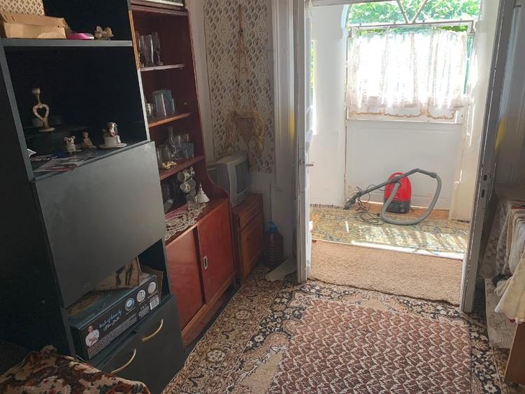 Casă individuală cu 5 camere cu Teren 1874 Mp în Nana