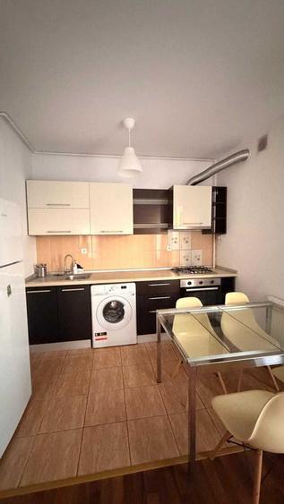 Apartament cu 2 camere semidecomandat în Titan
