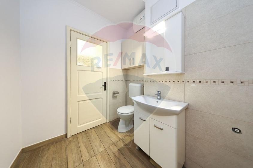 Apartament cu 4 camere de vânzare în zona Centrul Civic - 9