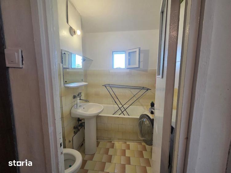Apartament cu 2 camere decomandat în Mircea cel Bătrân