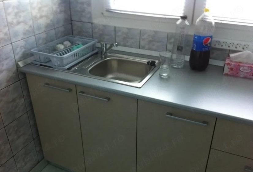 Apartament cu 2 camere decomandat, mobilat în Drumul Taberei