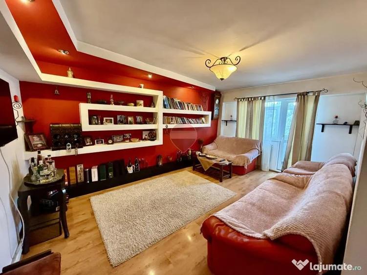 Apartament cu 3 camere decomandat în Ultracentral