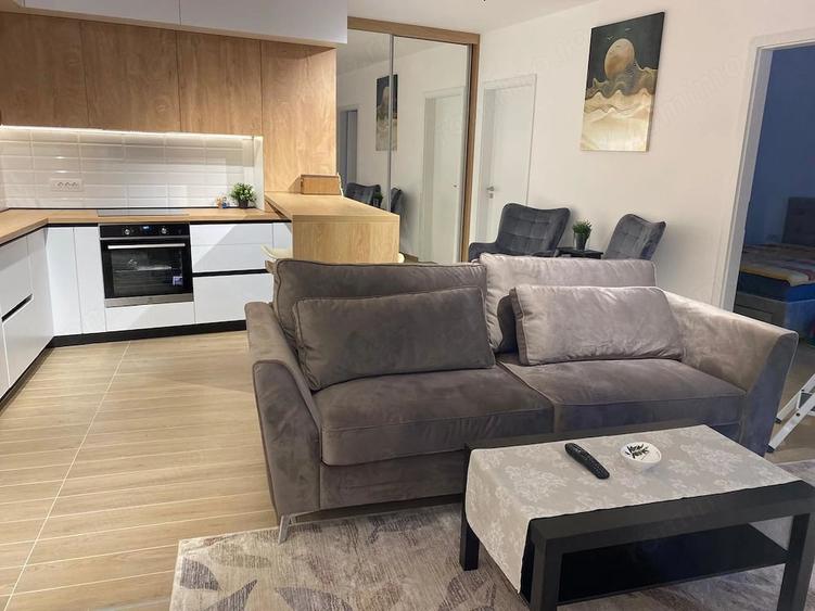 Apartament cu 2 camere semidecomandat în Take Ionescu