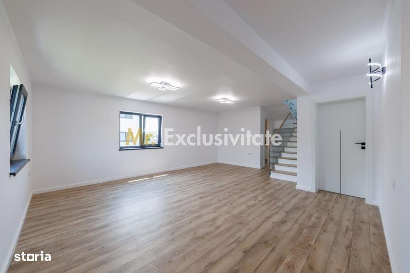 Casă cu 4 camere în Argeșelu