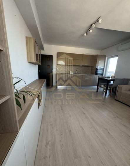 Apartament cu 3 camere semidecomandat, mobilat în Zorilor