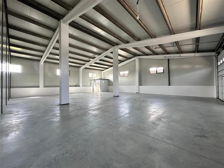 Spațiu industrial, de 1,200 mp, în Exterior Est