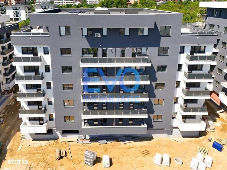 Apartament cu 3 camere decomandat în Galata
